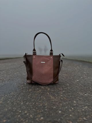 Zbývá nám 42 dní do Vánoc, jak jsem se právě dozvěděla. Já naplno vyřizuju vaše zakázky, chystám se na vánoční prodeje a...